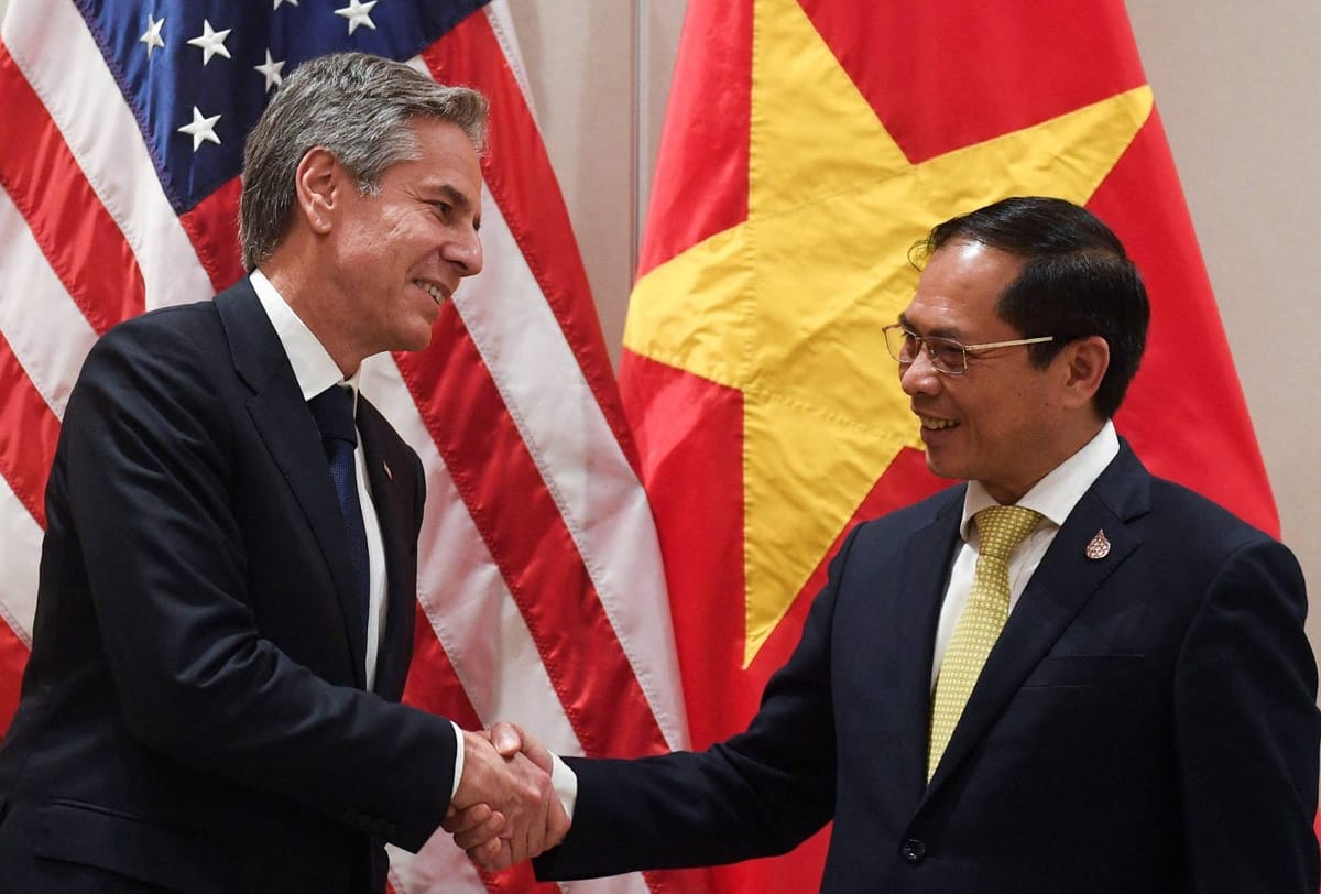 Vietnam's Tightrope: Navigating US-China Tensions